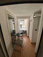 Dimora Tribunali in the Heart of Historical Center and 300 mt From Met