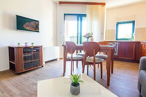 Amazing Lucija apartments-sea view