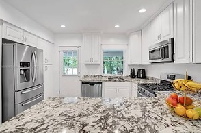 Relaxing Home Pool in Hollywood