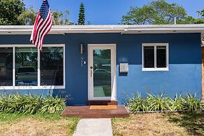 Peaceful Beach Oasis With Free Parking