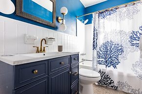 Peaceful Beach Oasis With Free Parking