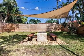 Peaceful Beach Oasis With Free Parking