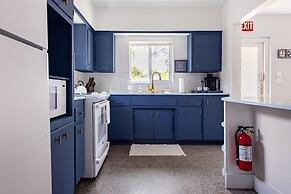 Peaceful Beach Oasis With Free Parking