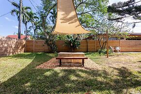 Peaceful Beach Oasis With Free Parking