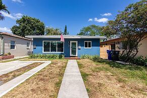 Peaceful Beach Oasis With Free Parking