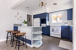 Peaceful Beach Oasis With Free Parking