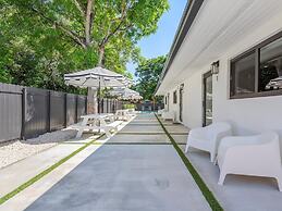 Fresh Modern With Pool Oasis