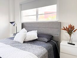 New Cozy Delux 1BR Near Hard Rock Stadium