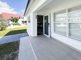 New Cozy Delux 1BR Near Hard Rock Stadium