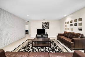 Heated Pool Home Near Beach