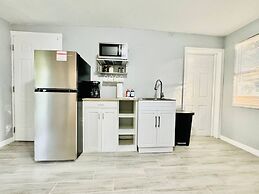 Tranquil Retreat King Bed Office Patio