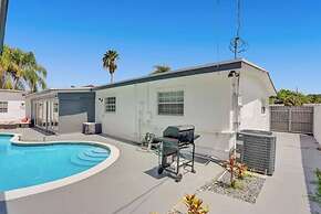 Spacious Home With Heated Pool