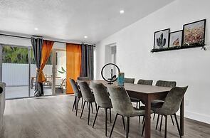 Spacious Home With Heated Pool