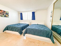 Heated Pools Beach Your Ideal Hollywood Stay