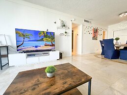 Heated Pools Beach Your Ideal Hollywood Stay