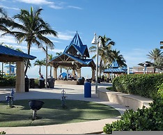 Heated Pools Beach Your Ideal Hollywood Stay