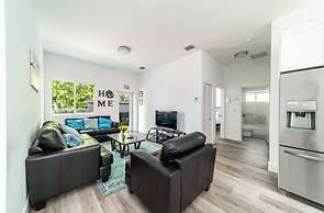 Charming Home With Pool Jacuzzi