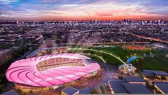 Miami Stay With Pool Luxury