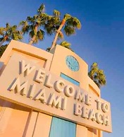 Miami Stay With Pool Luxury