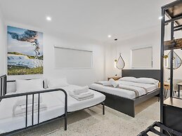 Miami Stay With Pool Luxury