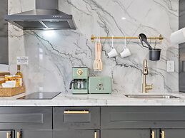 Miami Stay With Pool Luxury