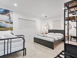 Miami Stay With Pool Luxury