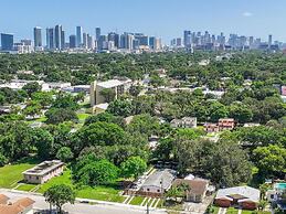 Miami Stay With Pool Luxury