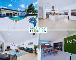 Elegant Home With Heated Pool