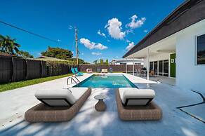 Elegant Home With Heated Pool