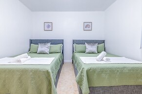 Enjoy Miami Top Location Free Parking Book Now