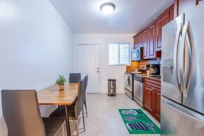 Enjoy Miami Top Location Free Parking Book Now