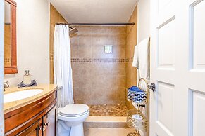 Beachfront Escape Pool Stunning Beach Views