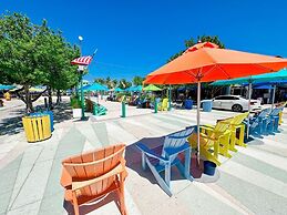 Beachfront Escape Pool Stunning Beach Views