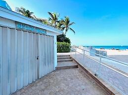 Beachfront Escape Pool Stunning Beach Views