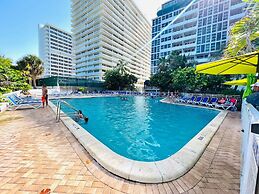 Beachfront Escape Pool Stunning Beach Views