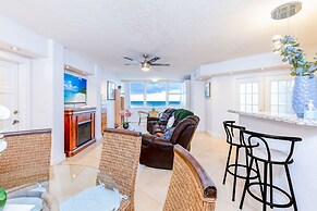 Beachfront Escape Pool Stunning Beach Views