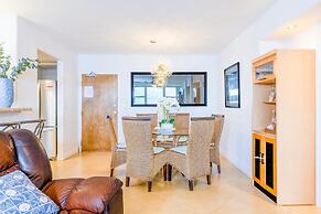 Beachfront Escape Pool Stunning Beach Views