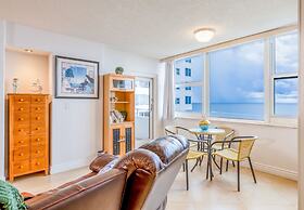 Beachfront Escape Pool Stunning Beach Views