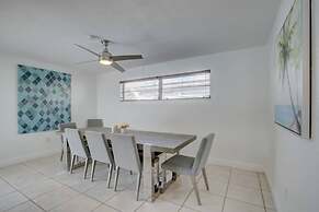Riverfront King Bed Pool Nearby Beach