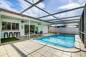 Riverfront King Bed Pool Nearby Beach