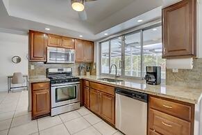 Riverfront King Bed Pool Nearby Beach