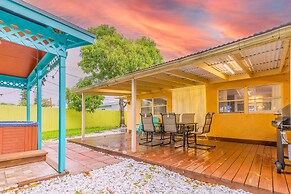 Tropical House Pool Table Jacuzzi Nearby Beach