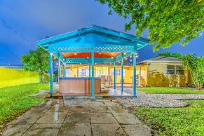 Tropical House Pool Table Jacuzzi Nearby Beach