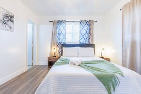 Tropical House Pool Table Jacuzzi Nearby Beach