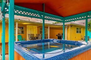 Tropical House Pool Table Jacuzzi Nearby Beach