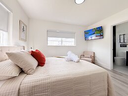 NEW Luxury 5BR Villa Private Pool BBQ Game Room