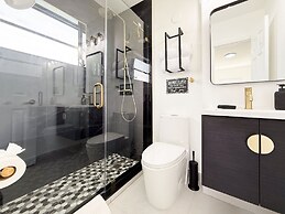 NEW Luxury 5BR Villa Private Pool BBQ Game Room