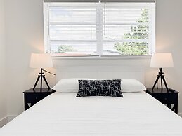 NEW Luxury 5BR Villa Private Pool BBQ Game Room