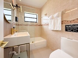 NEW Luxury 5BR Villa Private Pool BBQ Game Room