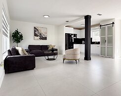 NEW Luxury 5BR Villa Private Pool BBQ Game Room